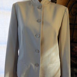 Giorgio Armani Woman's Classy Wool Blazer - Sz. 8
